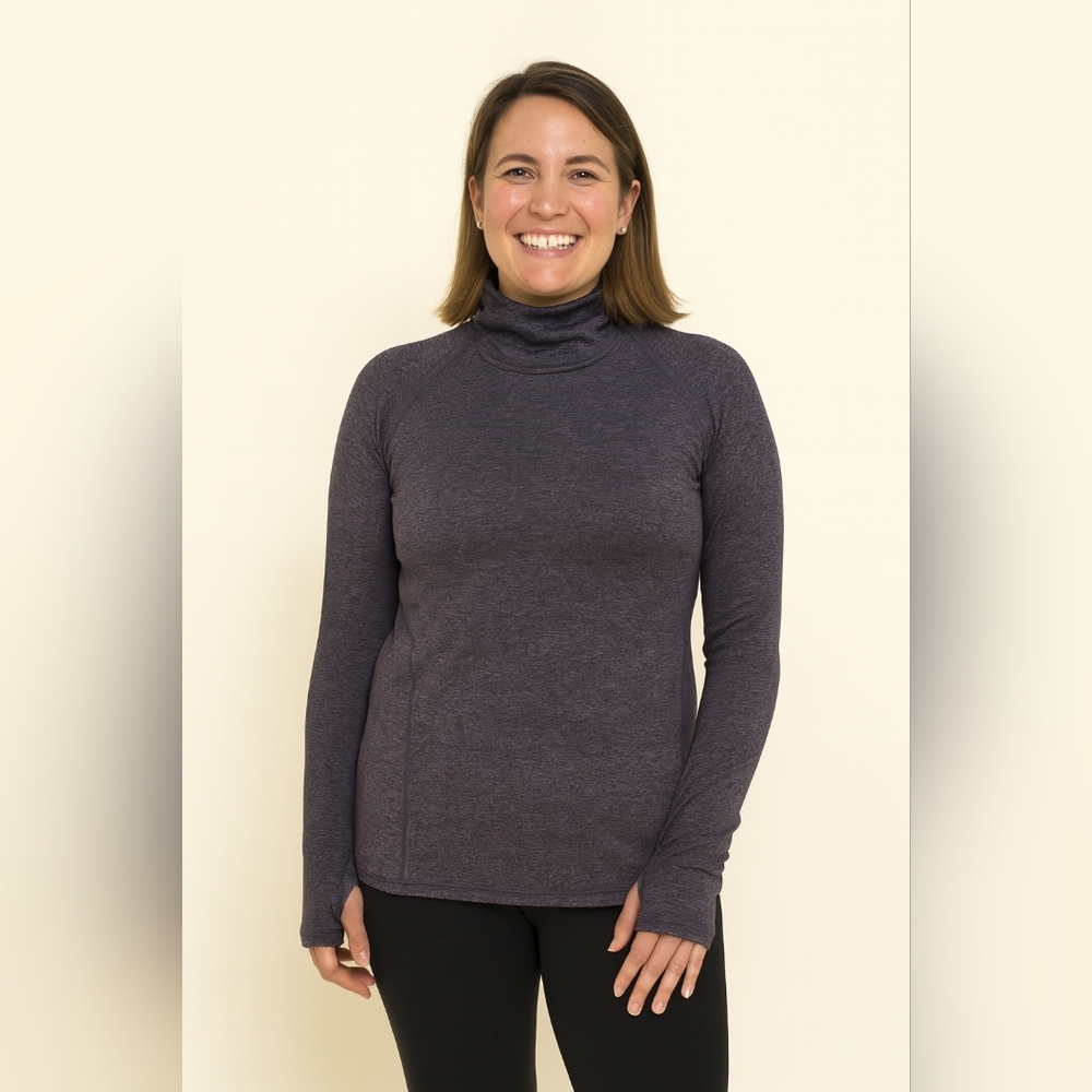 Apana Heathered Blue Long Sleeve Athletic Top